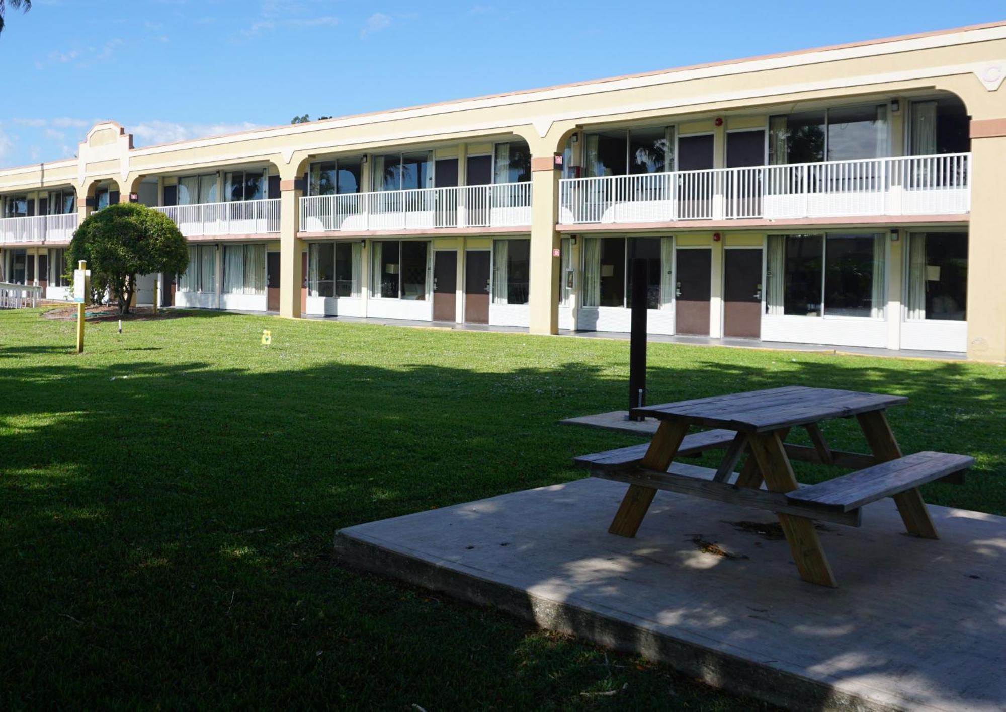 Island Hotel Of Space Coast Merritt Island Ngoại thất bức ảnh